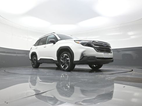 New 2026 Subaru Forester Limited image 9