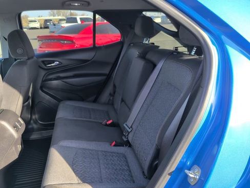 Used 2024 Chevrolet Equinox LT FWD image 12