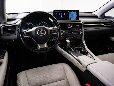 Used 2022 Lexus RX 450hL Luxury w/ Cold Area Package (CT) image 4