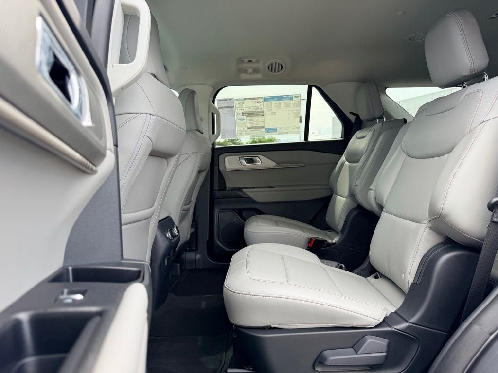 New 2026 Ford Explorer Active w/ Active Comfort Package AWD/4WD image 10