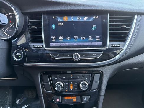 Used 2018 Buick Encore Essence image 40