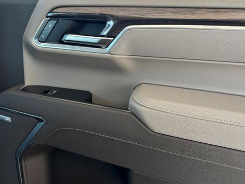 New 2026 Chevrolet Silverado 1500 LTZ w/ LTZ Premium Package image 18