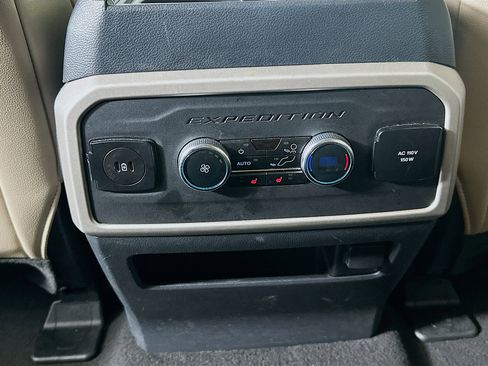 Used 2024 Ford Expedition Max Limited image 29