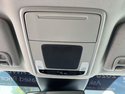 Used 2025 Honda Pilot EX-L image 28