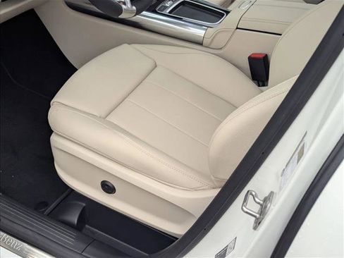 New 2026 Mercedes-Benz GLA 250 image 4