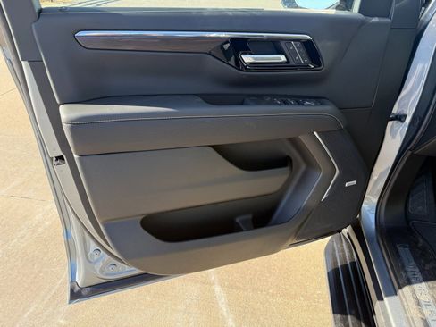 New 2026 Chevrolet Tahoe Premier w/ Sun And Tow Package AWD/4WD image 11