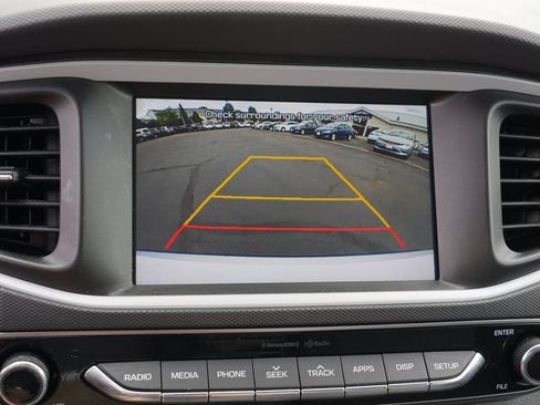 Used 2018 Hyundai Ioniq Blue FWD image 28