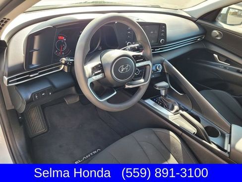 Used 2021 Hyundai Elantra SEL image 7