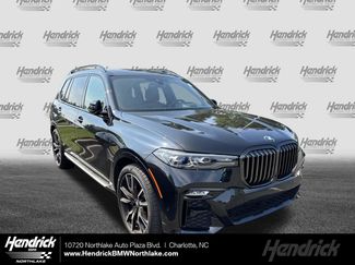 Used 2022 BMW X7 xDrive40i w/ M Sport Package AWD/4WD video 1