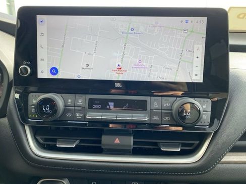 Used 2025 Toyota Grand Highlander Limited image 8