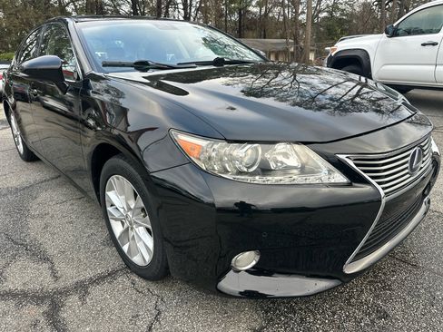 Used 2013 Lexus ES 300h image 4