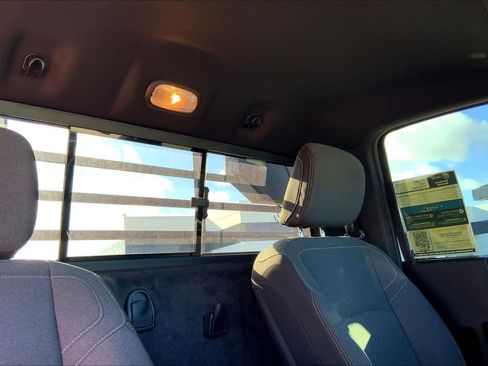 Used 2024 RAM 3500 Tradesman w/ Chrome Appearance Group AWD/4WD image 13