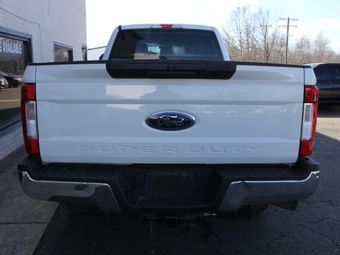 Used 2018 Ford F250 XL w/ Power Equipment Group image 8