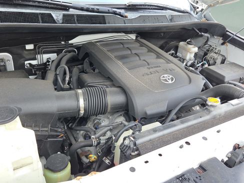 Used 2016 Toyota Tundra image 29