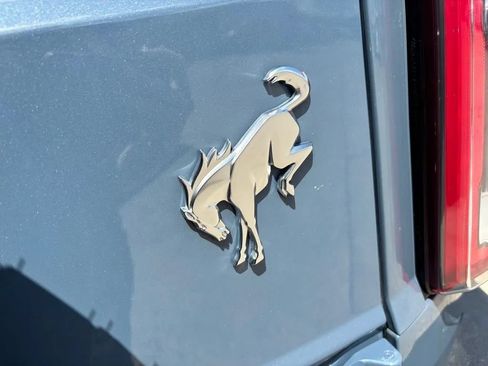 Used 2025 Ford Bronco Outer Banks AWD/4WD image 7