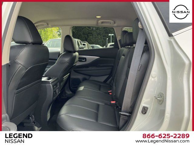 Used 2023 Nissan Murano SV w/ SV Midnight Edition Package AWD/4WD image 12