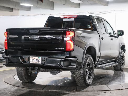 Used 2025 Chevrolet Silverado 1500 ZR2 w/ Technology Package AWD/4WD image 10