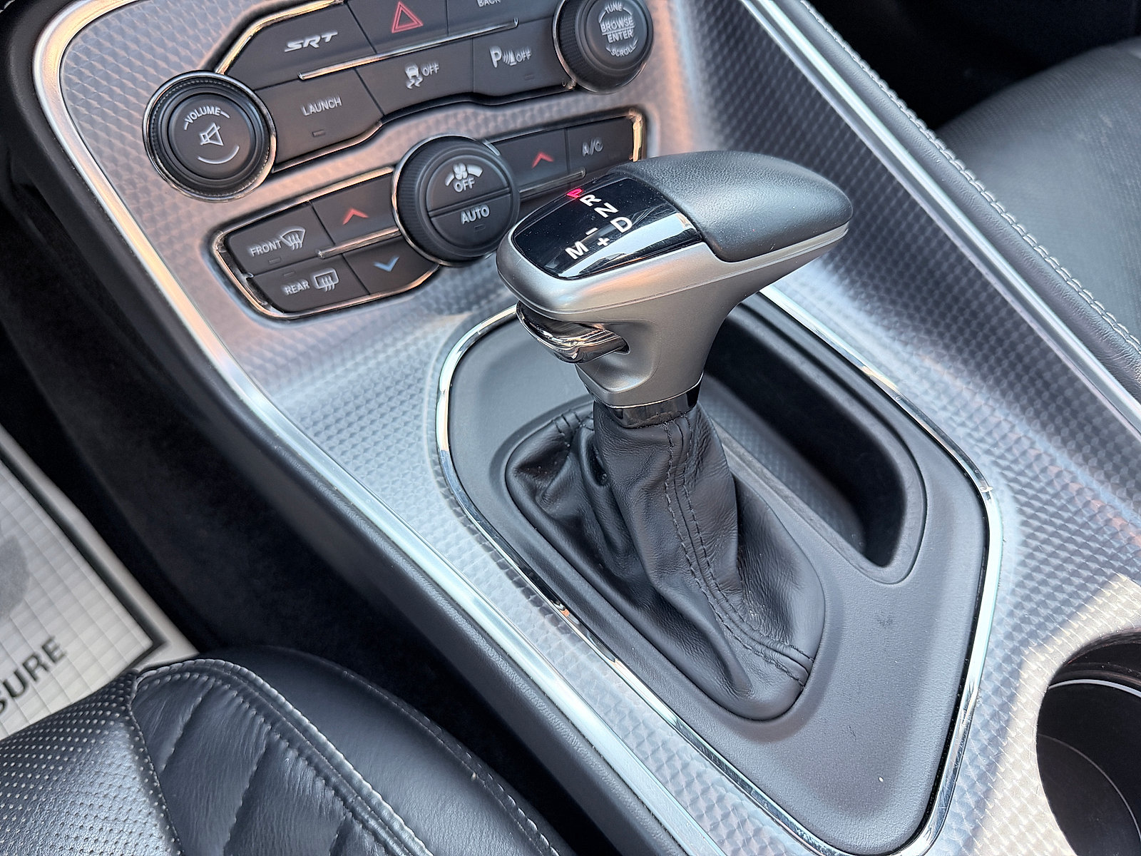 Used 2016 Dodge Challenger SRT Hellcat RWD image 23