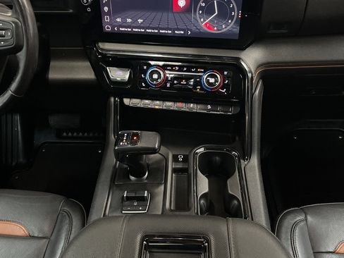 Used 2022 GMC Sierra 1500 AT4 w/ AT4 Preferred Package image 22