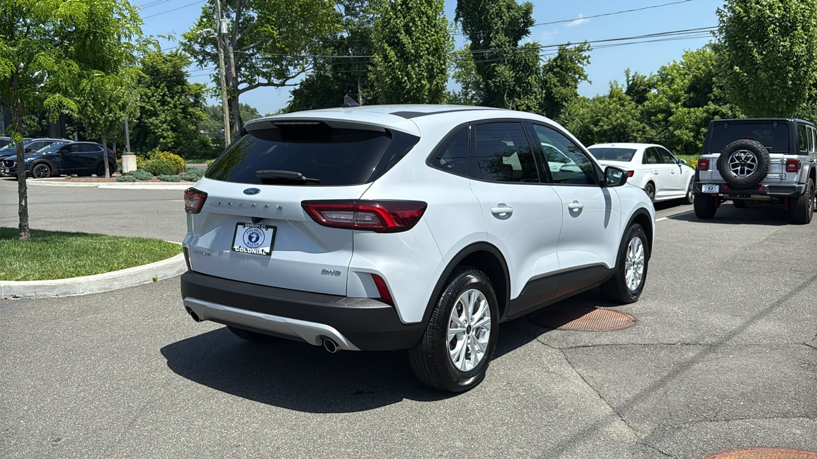 Used 2025 Ford Escape Active AWD/4WD image 4