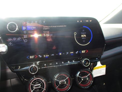 Used 2024 Chevrolet Blazer EV RS AWD/4WD image 24