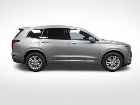 Certified 2024 Cadillac XT6 Luxury FWD image 6