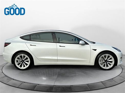 Used 2023 Tesla Model 3 Standard Range image 6