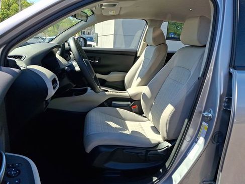 Certified 2023 Honda HR-V LX image 13