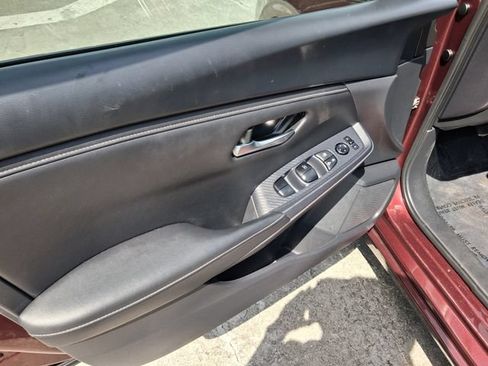 Used 2024 Nissan Sentra SV FWD image 13