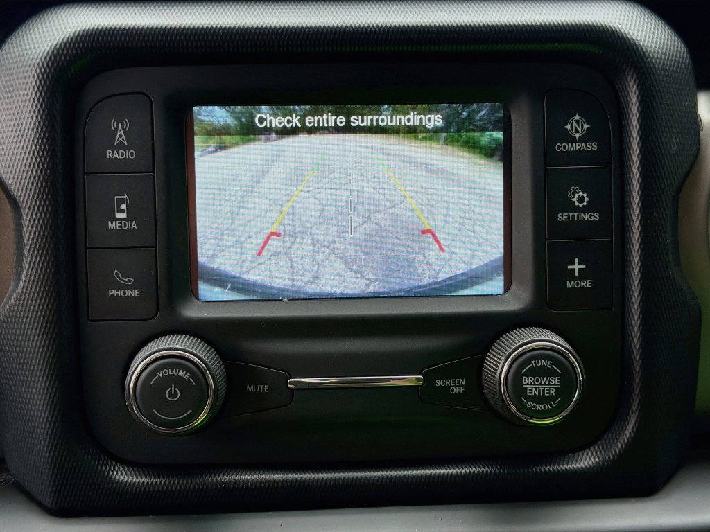 Used 2018 Jeep Wrangler Unlimited Sport S AWD/4WD image 15