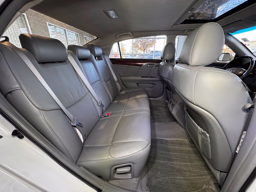 Used 2008 Toyota Avalon Limited FWD image 43