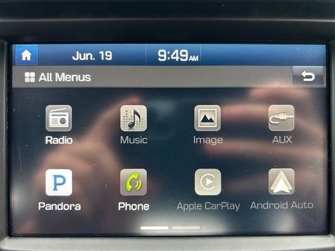 Used 2017 Hyundai Veloster FWD image 29