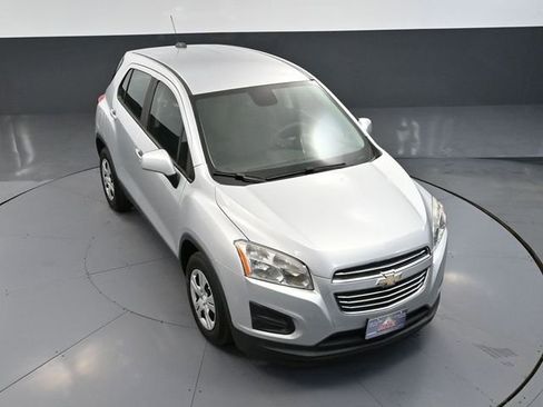 Used 2016 Chevrolet Trax LS image 47
