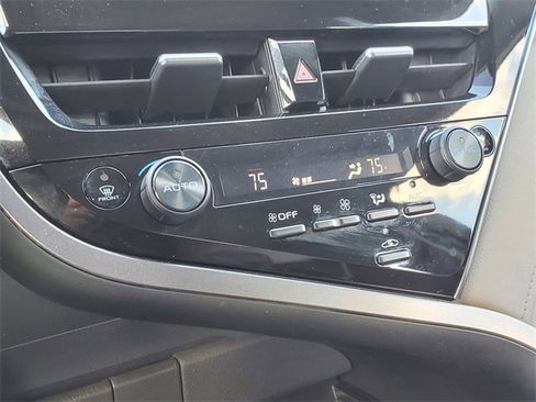 Used 2024 Toyota Camry LE image 30