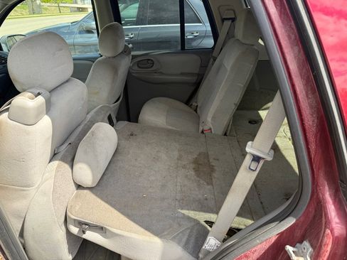 Used 2008 Chevrolet TrailBlazer LT AWD/4WD image 10