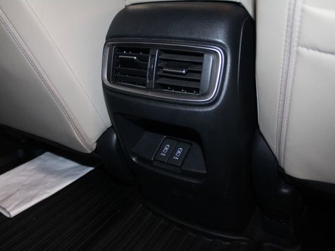 Used 2021 Honda CR-V Touring image 33