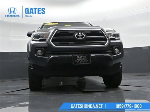 Used 2017 Toyota Tacoma SR5 image 46