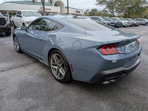 Used 2024 Ford Mustang Coupe image 6
