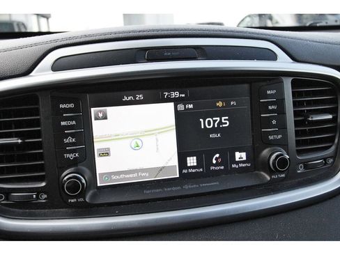 Used 2019 Kia Sorento SX FWD image 27