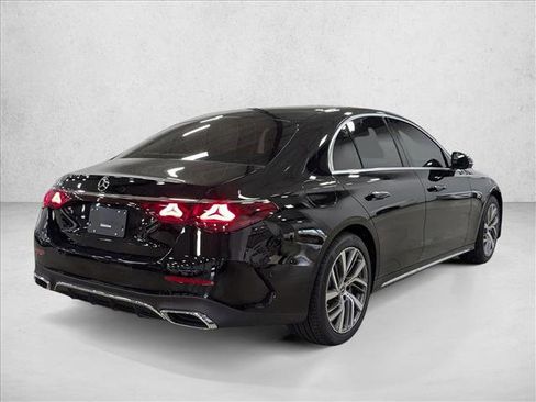 Used 2026 Mercedes-Benz E 350 Sedan image 2