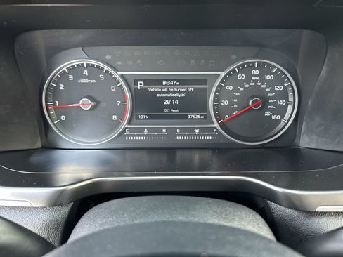 Used 2023 Kia Sorento S FWD image 11