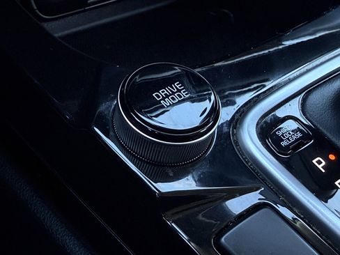 Used 2023 Kia Seltos S image 40