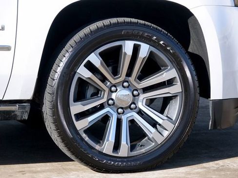 Used 2018 GMC Yukon XL Denali w/ Denali Ultimate Package image 45