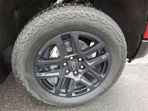 Certified 2025 Chevrolet Silverado 1500 LT Trail Boss w/ Convenience Package II image 8