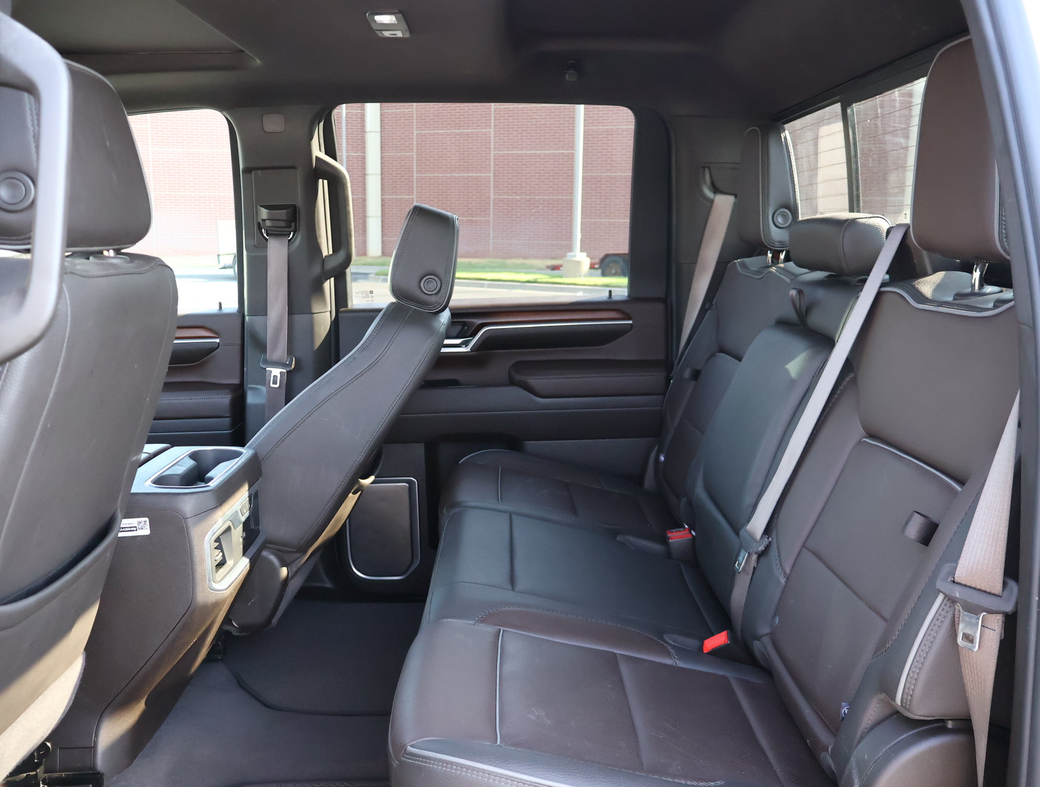 Used 2025 GMC Sierra 2500 Denali w/ Denali Reserve Package AWD/4WD image 28