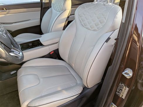 Certified 2022 Hyundai Palisade Limited image 17