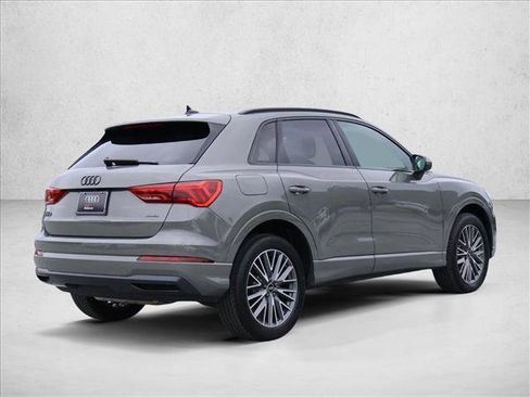 Used 2023 Audi Q3 2.0T Premium w/ Convenience Package AWD/4WD image 5