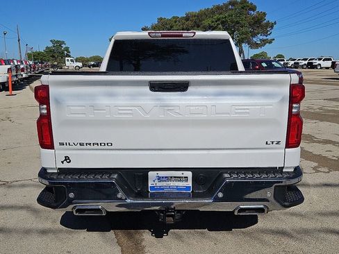 Used 2022 Chevrolet Silverado 1500 LTZ image 6