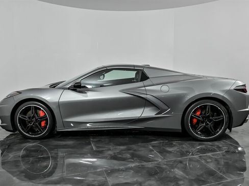 Used 2022 Chevrolet Corvette Stingray w/ Z51 Performance Package image 7