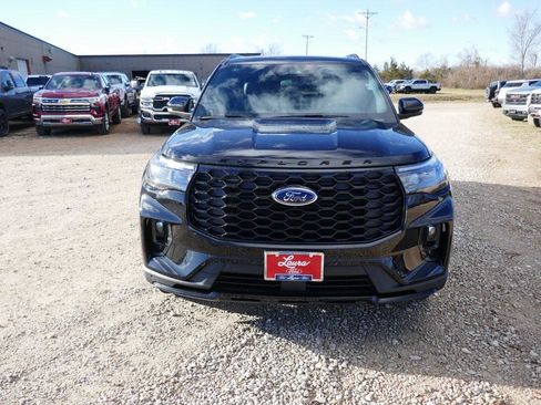 New 2026 Ford Explorer ST-Line image 9